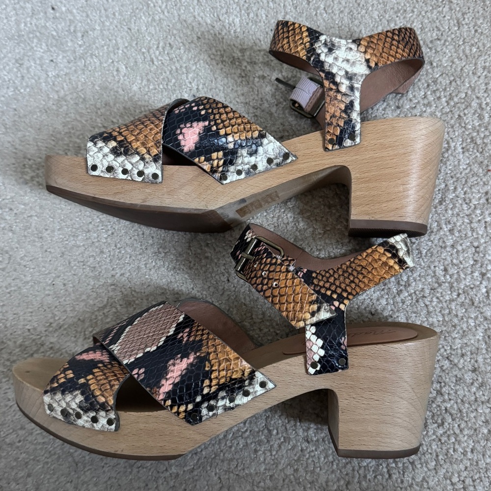 Madewell Johanna Snake Clog Sandals Size 7 Heels - Picture 4 of 7